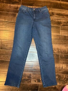Gloria Vanderbilt Amanda Jeans Women's Size 8 Medium Wash Straight Leg Stretch